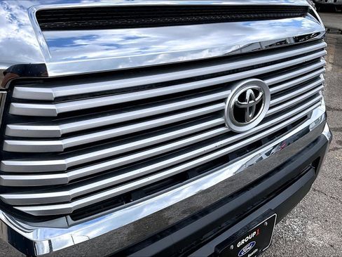 Used 2014 Toyota Tundra Limited image 29