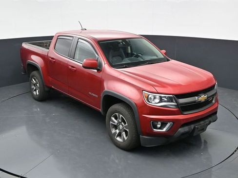 Used 2015 Chevrolet Colorado Z71 AWD/4WD image 12