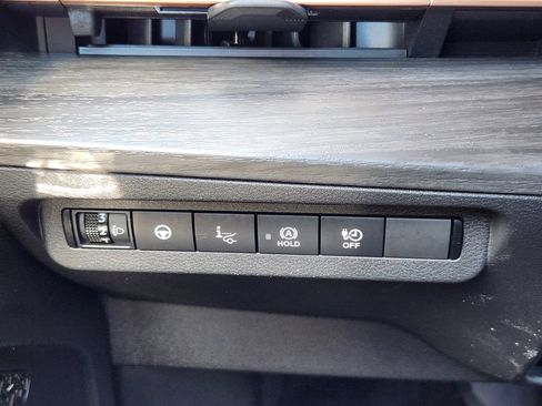 Certified 2024 Nissan Ariya AWD image 19