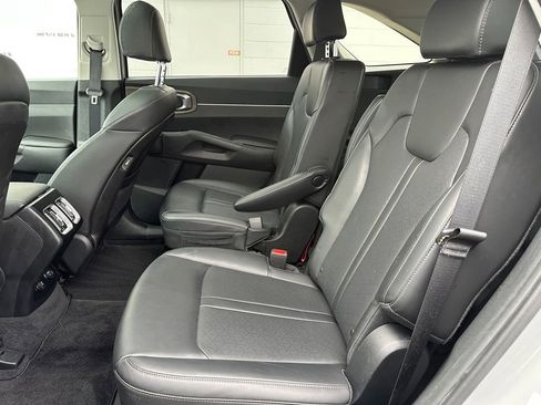 Certified 2023 Kia Sorento X-Line EX image 23