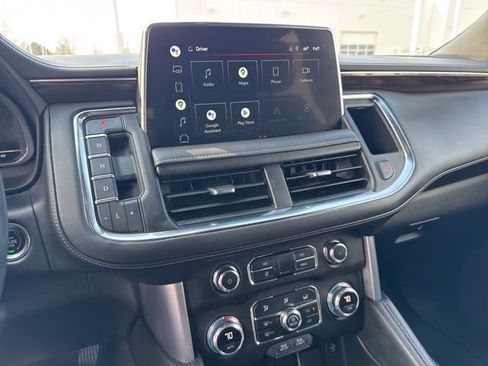 Used 2022 GMC Yukon SLE w/ Gmc Pro Safety Plus Package image 18