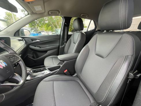 Used 2025 Buick Encore GX Preferred image 36