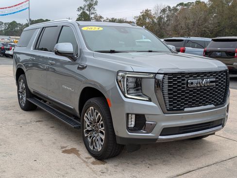 Used 2024 GMC Yukon XL Denali Ultimate image 5
