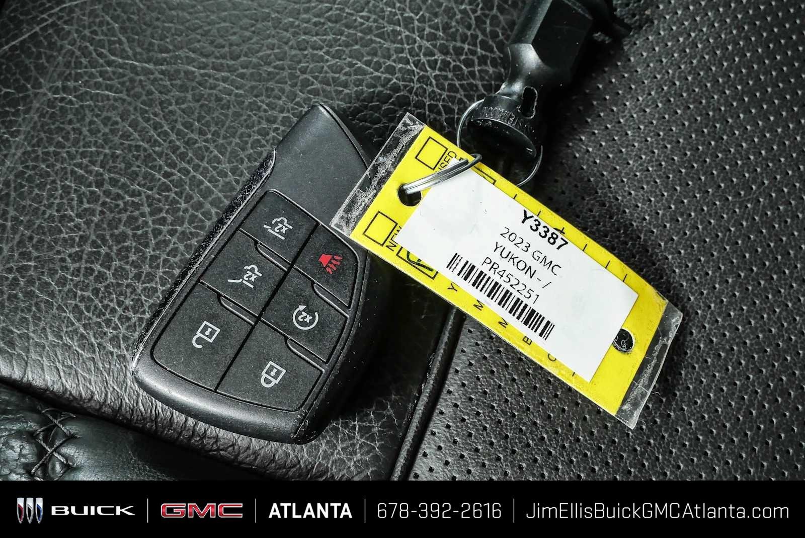 Certified 2023 GMC Yukon Denali AWD/4WD image 39