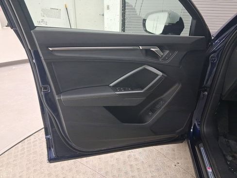Used 2023 Audi Q3 2.0T Premium w/ Black Optic Sport Package image 21