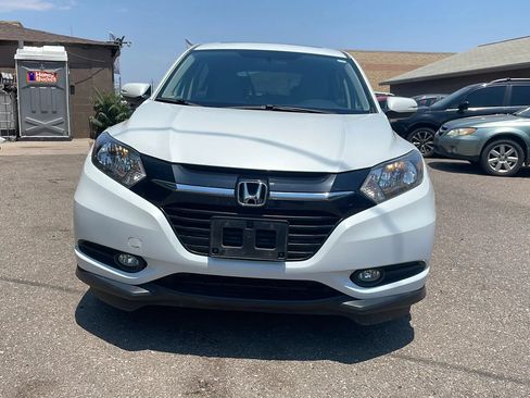 Used 2018 Honda HR-V EX image 2