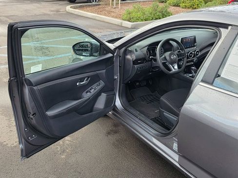 Used 2024 Nissan Sentra SV image 37