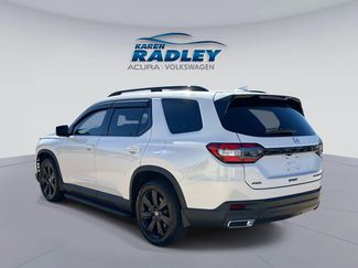 Used 2025 Honda Pilot Black Edition video 2