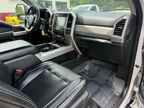 Used 2018 Ford F250 Lariat w/ Chrome Package AWD/4WD image 24
