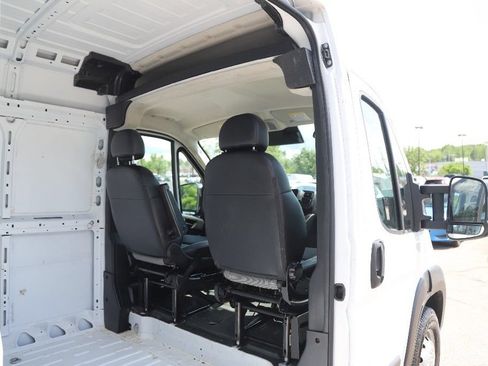 Used 2023 RAM ProMaster 2500 FWD image 43