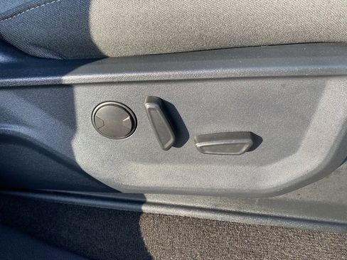 Used 2022 Ford F150 XLT w/ Equipment Group 302A High image 14