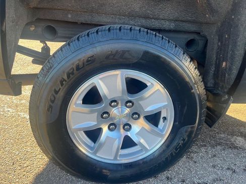 Used 2018 Chevrolet Silverado 1500 LT RWD image 24