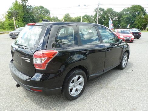 Used 2016 Subaru Forester 2.5i AWD/4WD image 7