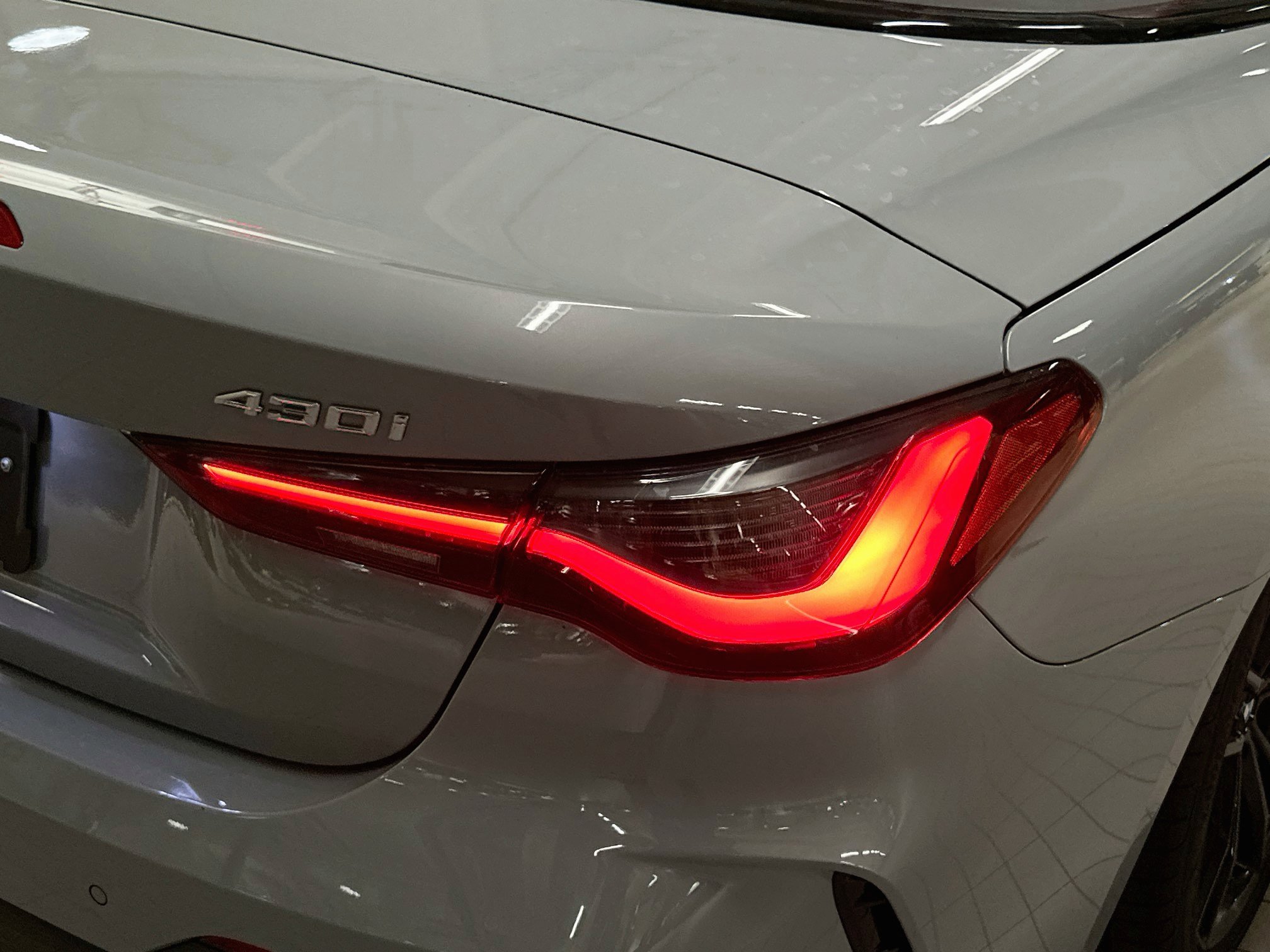 Certified 2024 BMW 430i Convertible w/ M Sport Package RWD image 28