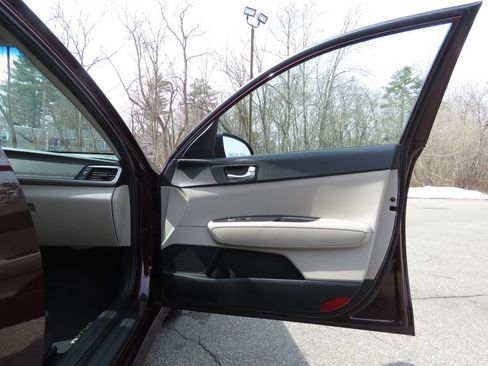 Used 2016 Kia Optima LX w/ LX Convenience Package image 12