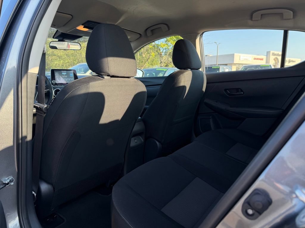 Used 2025 Nissan Sentra SV FWD image 25