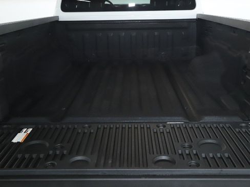 Used 2024 Nissan Frontier S w/ S Utility Package image 29