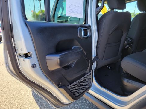 Used 2023 Jeep Wrangler Unlimited w/ 8.4" Radio Group AWD/4WD image 17