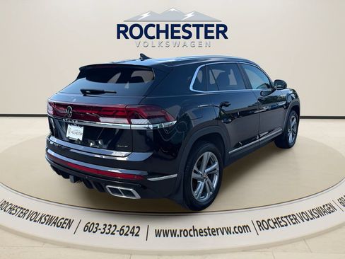 Used 2024 Volkswagen Atlas Cross Sport SEL R-Line AWD/4WD image 6