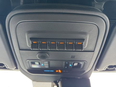 Certified 2023 Ford Bronco Wildtrak AWD/4WD image 34