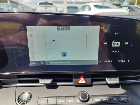 New 2025 Hyundai Elantra SEL image 17