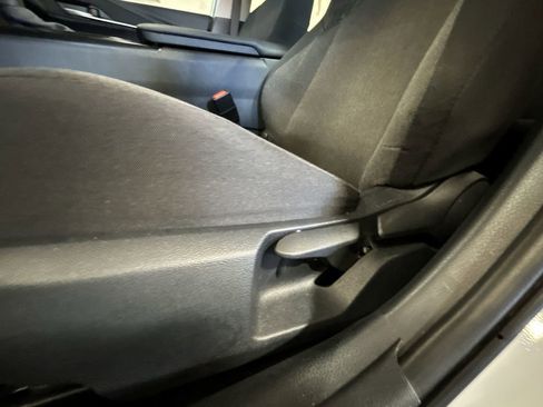 Used 2025 Toyota Camry LE FWD image 12