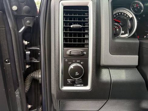 Used 2016 RAM 1500 Big Horn AWD/4WD image 19