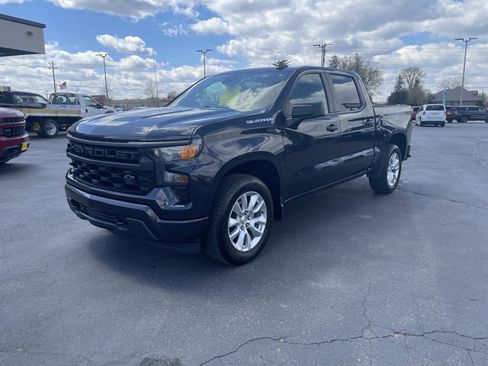 Used 2022 Chevrolet Silverado 1500 Custom AWD/4WD image 4