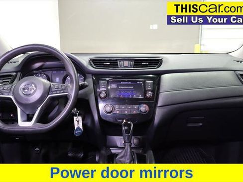 Used 2019 Nissan Rogue S image 16