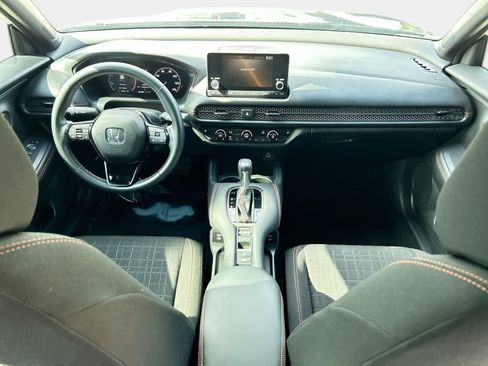 Certified 2025 Honda HR-V Sport image 15