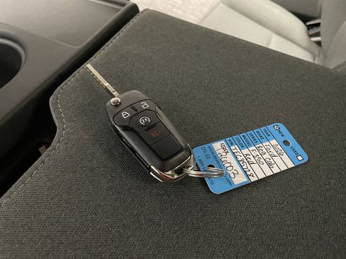 New 2026 Ford F350 XLT w/ FX4 Off-Road Package image 15