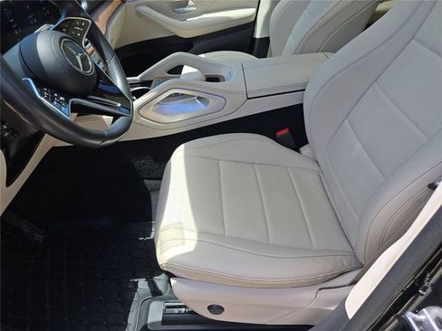 Certified 2024 Mercedes-Benz GLE 450e 4MATIC image 23