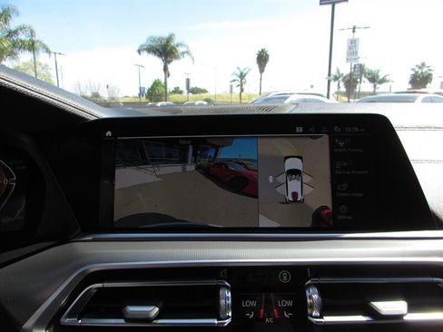 Used 2023 BMW X5 xDrive40i w/ Premium Package image 21