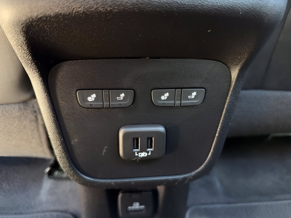 Used 2020 Chevrolet Equinox Premier AWD/4WD image 28