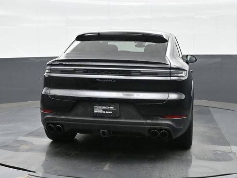 Certified 2024 Porsche Cayenne S w/ Premium Package Plus (PP1) AWD/4WD image 6