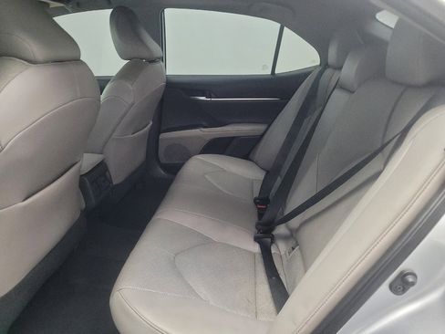 Used 2021 Toyota Camry XLE w/ Navigation Upgrade Package FWD image 18