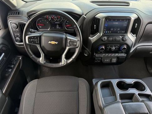 Used 2022 Chevrolet Silverado 2500 LT w/ Convenience Package AWD/4WD image 14