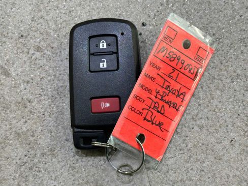 Certified 2021 Toyota 4Runner TRD Off-Road Premium w/ Moonroof Package image 35