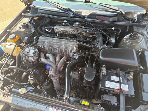 Used 1999 Toyota Camry LE FWD image 18