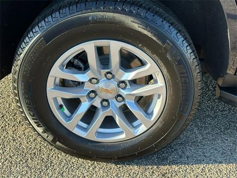 Used 2024 Chevrolet Tahoe LS w/ Driver Alert Package image 7