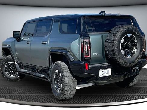 Used 2024 GMC Hummer EV 3X w/ Extreme Off-Road Package image 4