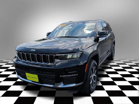Used 2024 Jeep Grand Cherokee L Limited w/ Trailer Tow Package AWD/4WD image 3