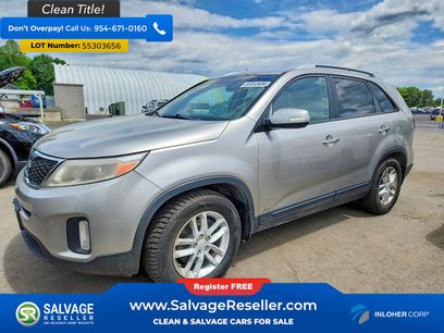 Used 2014 Kia Sorento LX w/ Premium Package
