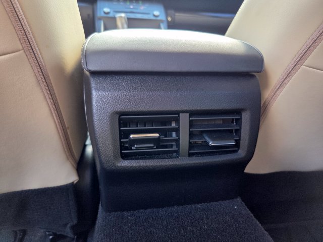 Used 2016 Lexus IS 200t RWD image 12