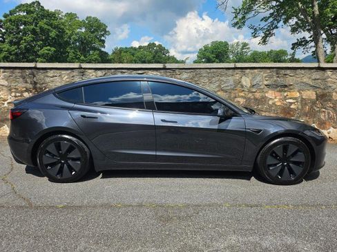 Used 2024 Tesla Model 3 RWD image 10