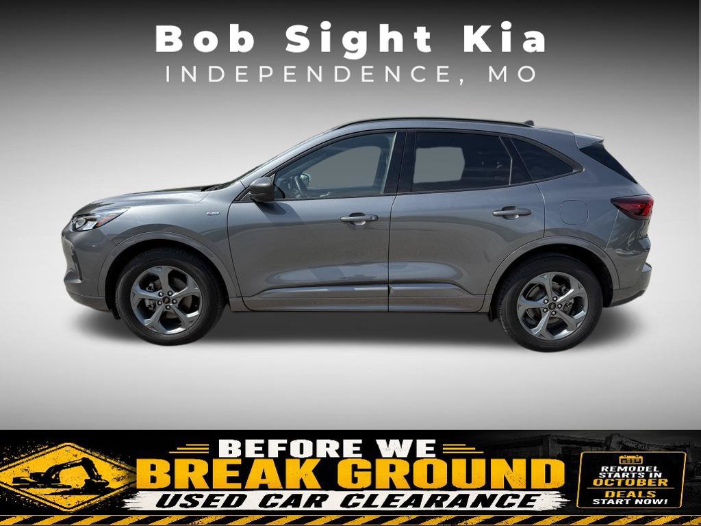 Used 2023 Ford Escape ST-Line AWD/4WD image 6