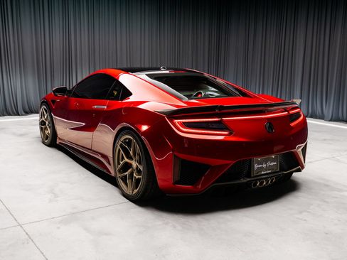 Used 2017 Acura NSX AWD/4WD image 5