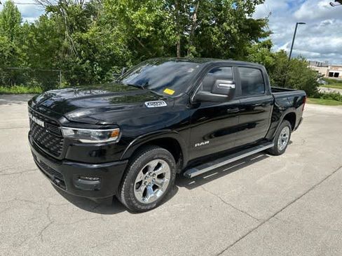 Used 2025 RAM 1500 Big Horn AWD/4WD image 15