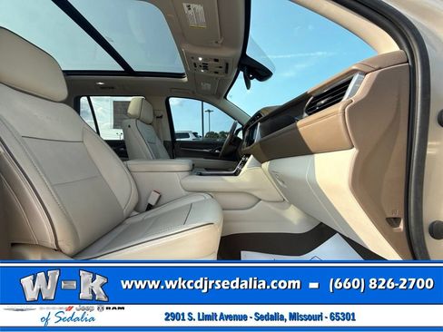 Used 2021 GMC Yukon Denali AWD/4WD image 37