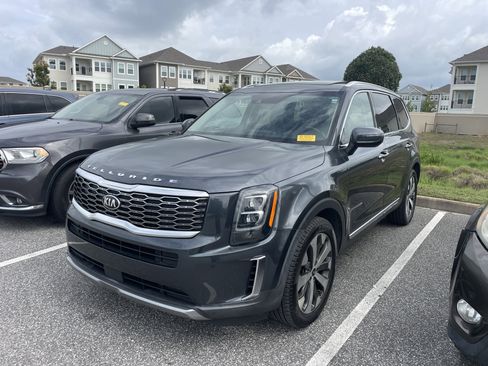 Used 2021 Kia Telluride EX w/ EX Premium Package FWD image 14